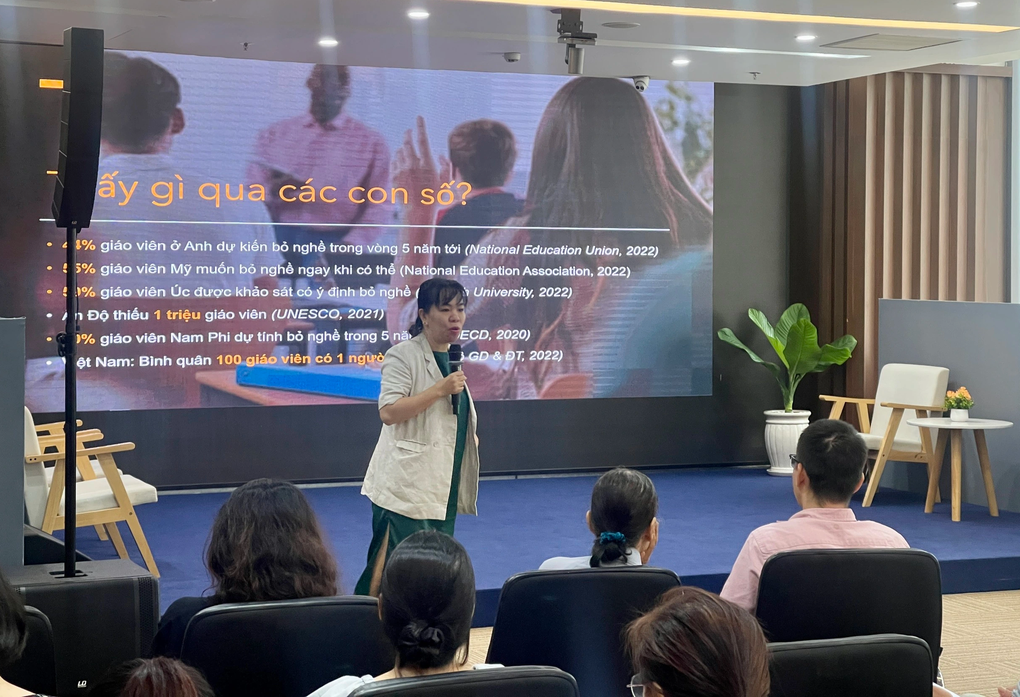 Dễ mà, muốn giáo viên không bỏ nghề thì cứ tăng lương - 2 Dễ mà, muốn giáo viên không bỏ nghề thì cứ tăng lương - 2