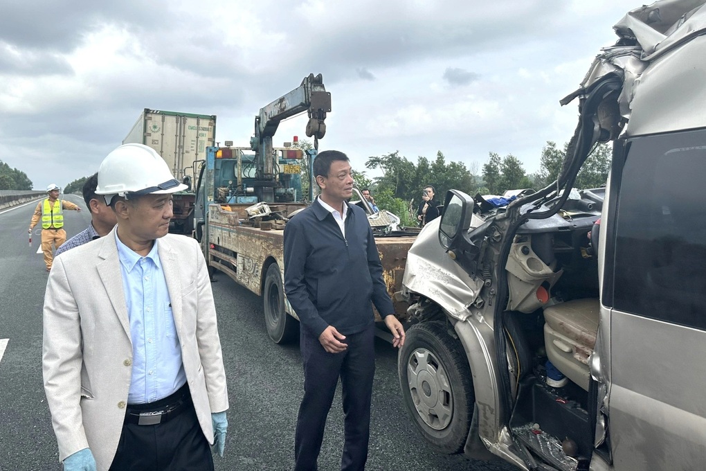 Vụ tai nạn 3 người tử vong trên cao tốc: Chuyến xe trở về sau đám cưới - 2