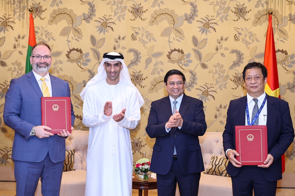 UAE muốn hợp tác, lập Trung tâm nghiên cứu của Microsoft tại Việt Nam - 2