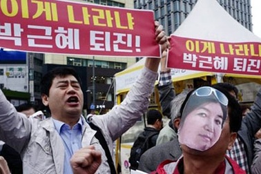 Thượng tầng chính trị Hàn Quốc chao đảo vì một bà “phù thủy”