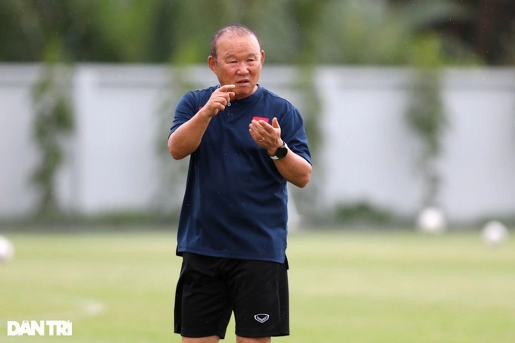 HLV Park Hang Seo lo ngại Indonesia và Malaysia tại AFF Cup 2022 - 2 HLV Park Hang Seo lo ngại Indonesia và Malaysia tại AFF Cup 2022 - 2