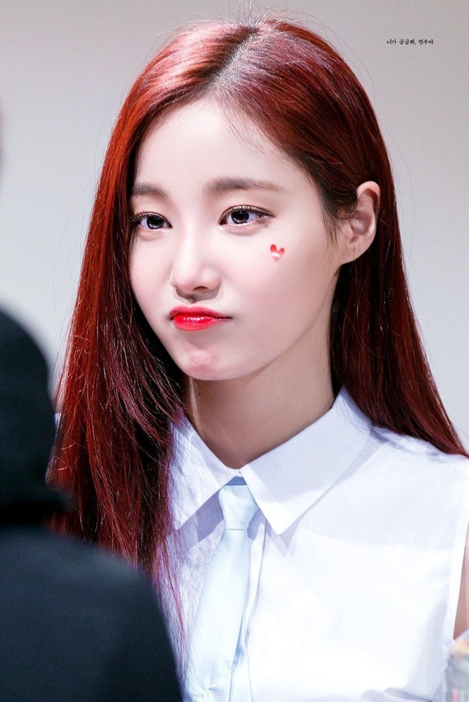 Chuyên gia thẩm mỹ chọn ra top 3 nữ idol mắt 2 mí đẹp nhất Kpop, loạt nữ thần bất ngờ mất hút và toàn mỹ nhân mới nổi - Ảnh 7. Chuyên gia thẩm mỹ chọn ra top 3 nữ idol mắt 2 mí đẹp nhất Kpop, loạt nữ thần bất ngờ mất hút và toàn mỹ nhân mới nổi - Ảnh 7.