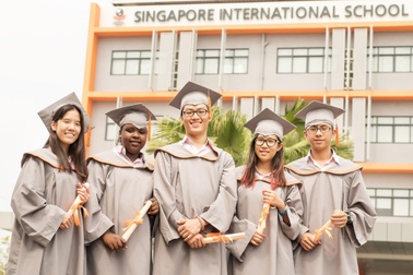 Chuyện về ngôi trường của thủ khoa trong kỳ thi Quốc tế Cambridge