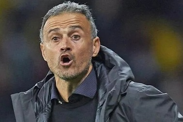 HLV Luis Enrique nói lời "cay đắng" với Man Utd