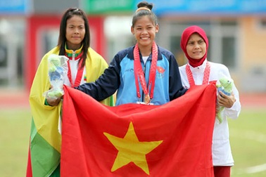 Thanh Phúc giành vé dự Olympic đầu tiên cho điền kinh Việt Nam 