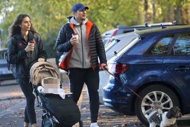 Ngắm gia đình hạnh phúc của HLV Frank Lampard