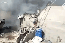 Hiện trường thảm khốc vụ rơi máy bay nghi làm 107 người thiệt mạng