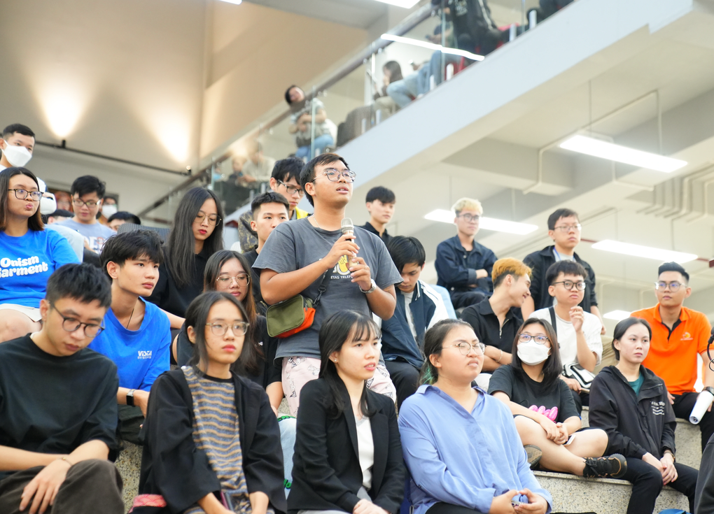 Khởi nghiệp khó quá, thà kiếm... vợ giàu, chồng giàu? - 2 Khởi nghiệp khó quá, thà kiếm... vợ giàu, chồng giàu? - 2