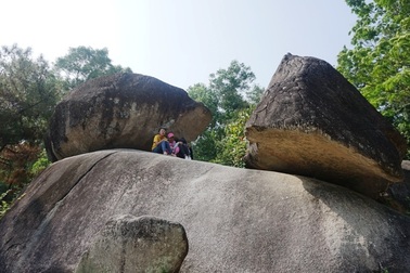 Lễ hội tình yêu - hòn Trống Mái