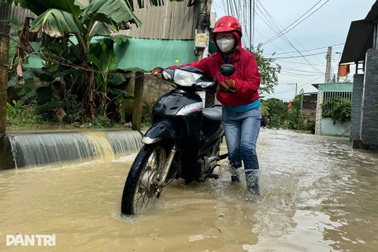 Nhiều nơi ở Bắc Bộ và Nam Bộ mưa to đến rất to