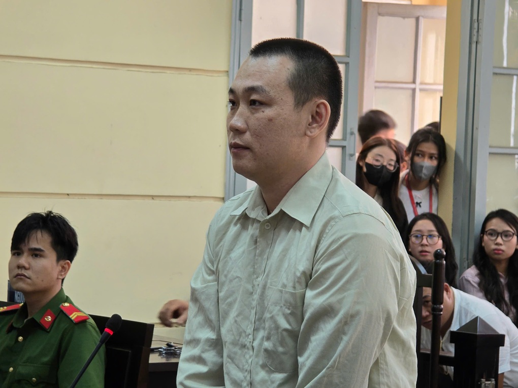 Lý do VKS kháng nghị vụ tài xế đánh người trước Bệnh viện Từ Dũ - 1 Lý do VKS kháng nghị vụ tài xế đánh người trước Bệnh viện Từ Dũ - 1