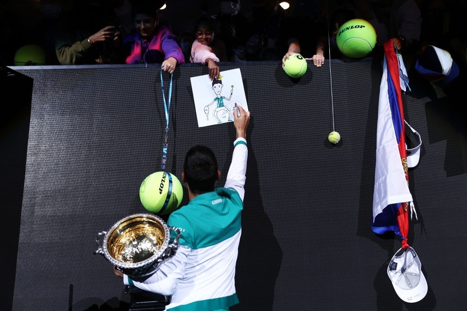 Đánh bại Medvedev, Djokovic vô địch Australian Open 2021 - 18 Đánh bại Medvedev, Djokovic vô địch Australian Open 2021 - 18