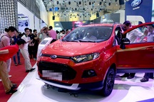 Đón thời 4 bánh giá rẻ, ô tô Việt dưới 300 triệu đồng ra hàng cả loạt