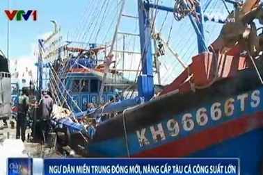 Ngư dân miền Trung đóng mới, nâng cấp tàu cá công suất lớn