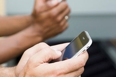 Nhiều khách hàng bực bội việc Vinaphone “tặng” nhạc chờ