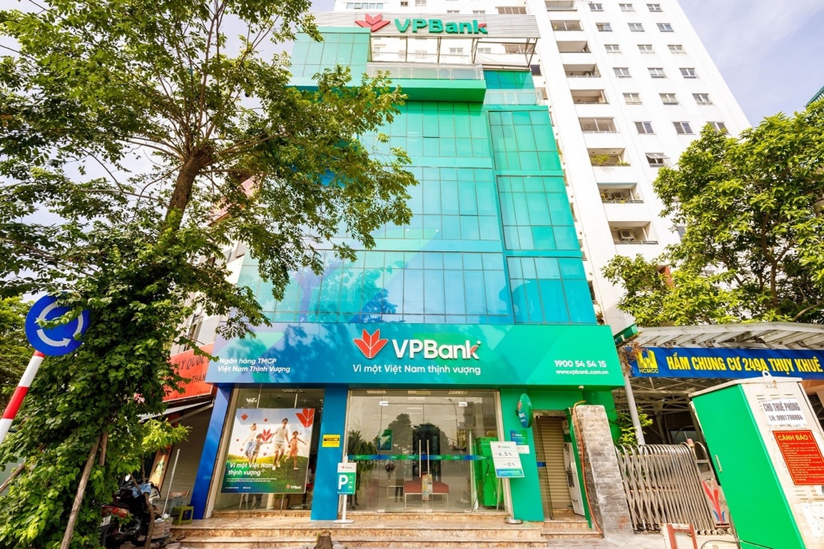 Gửi tiết kiệm tại VPBank, hơn 7.000 khách hàng trúng giải thưởng giá trị - 2 Gửi tiết kiệm tại VPBank, hơn 7.000 khách hàng trúng giải thưởng giá trị - 2