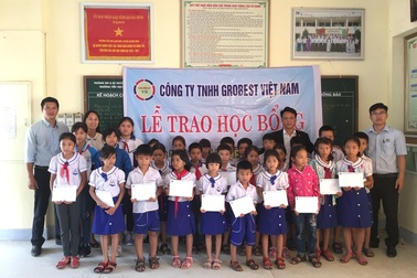 Học bổng Grobest mang niềm vui đến học sinh nghèo Quảng Bình