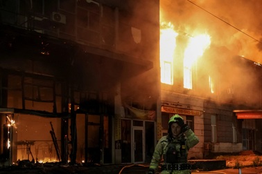 Phản ứng của ông Trump khi Ukraine tấn công dồn dập lãnh thổ Nga