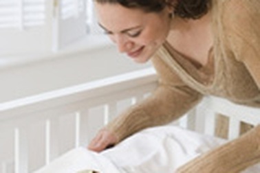 Tại sao bé thức giấc vào ban đêm?