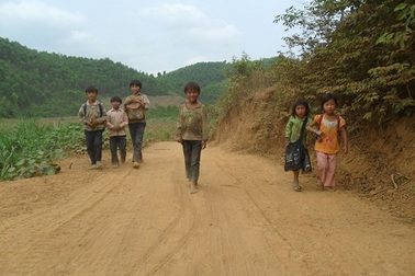 Cấp sách vở cho hơn 300 nghìn học sinh đầu năm học mới