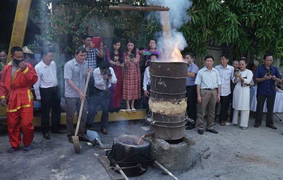 Thanh Hóa đúc trống đồng dâng Thành cổ Quảng Trị - 3 Thanh Hóa đúc trống đồng dâng Thành cổ Quảng Trị - 3
