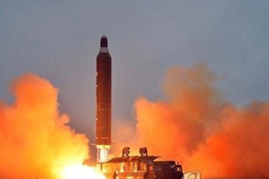 Mỹ - Hàn tập trận, Triều Tiên dọa tấn công hạt nhân phủ đầu