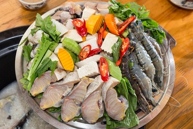 Hà Nội: Shock nhà hàng tặng khách tận 500 triệu