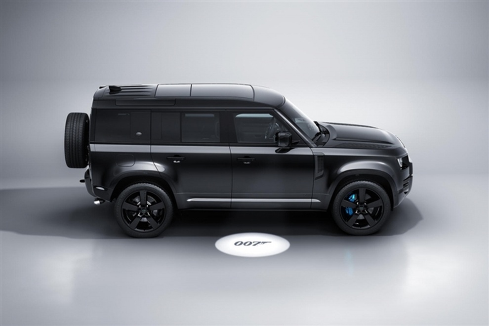 Chiêm ngưỡng Land Rover Defender phiên bản Điệp viên 007 - 2 Chiêm ngưỡng Land Rover Defender phiên bản Điệp viên 007 - 2