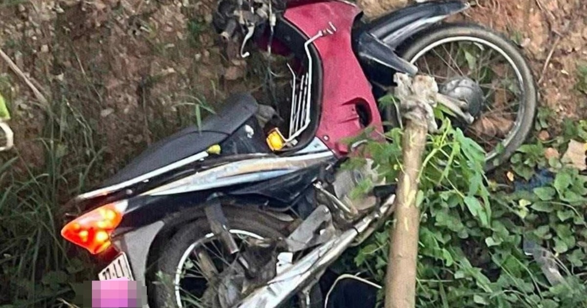 Hai cha con thương vong trên đường đi làm thủ tục thi tốt nghiệp THPT