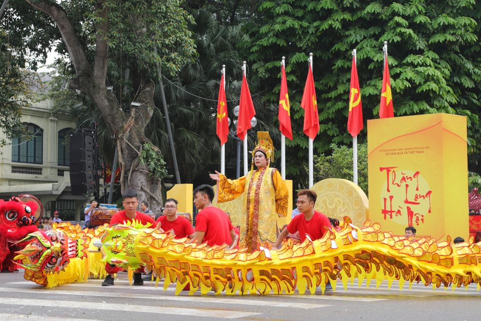 Tái hiện nhiều sự kiện về Thăng Long – Hà Nội tại Liên hoan múa Rồng 2020 - 14 Tái hiện nhiều sự kiện về Thăng Long – Hà Nội tại Liên hoan múa Rồng 2020 - 14