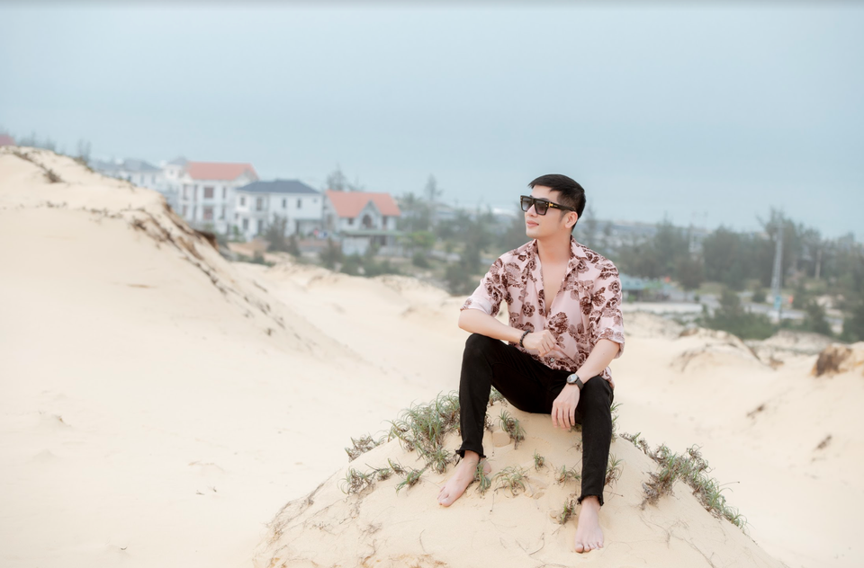 Trần Nguyên Thắng mời Huyền Trang hát ca khúc về Quảng Bình - 1 Trần Nguyên Thắng mời Huyền Trang hát ca khúc về Quảng Bình - 1