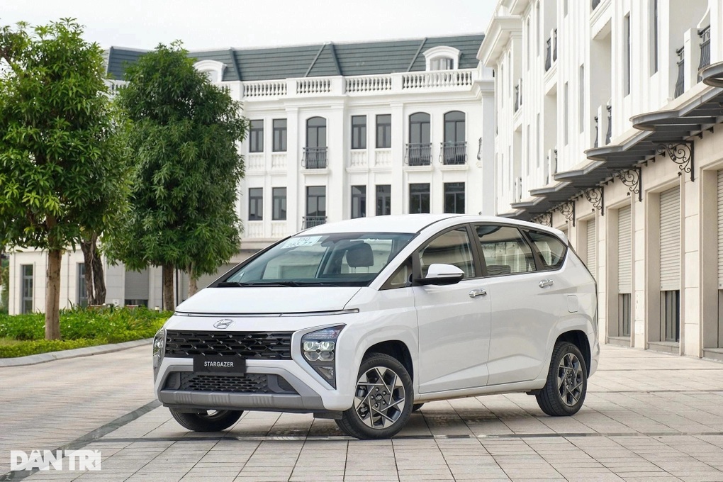 Tăng trưởng mạnh, Hyundai Stargazer vẫn chưa làm nên chuyện trước Xpander - 1 Tăng trưởng mạnh, Hyundai Stargazer vẫn chưa làm nên chuyện trước Xpander - 1