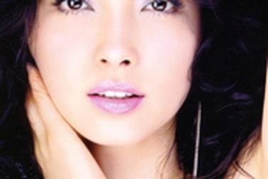 Chu Hiếu Thiên và ba người đẹp trong "Khung trời thành phố"