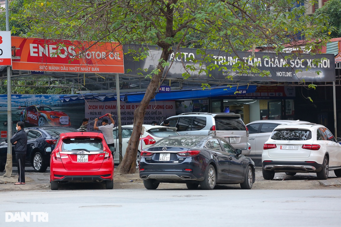Dịch vụ rửa xe, cắt tóc hốt bạc những ngày cận Tết - 7 Dịch vụ rửa xe, cắt tóc hốt bạc những ngày cận Tết - 7