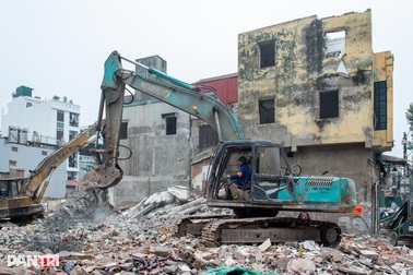 Tất bật công tác giải phóng mặt bằng tuyến đường "đắt nhất hành tinh"
