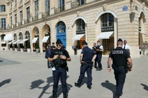 Số trang sức trị giá 10 triệu euro bị cướp giữa trung tâm Paris