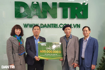 Tổng công ty May 10 ủng hộ 600 triệu đồng xây cầu Dân trí