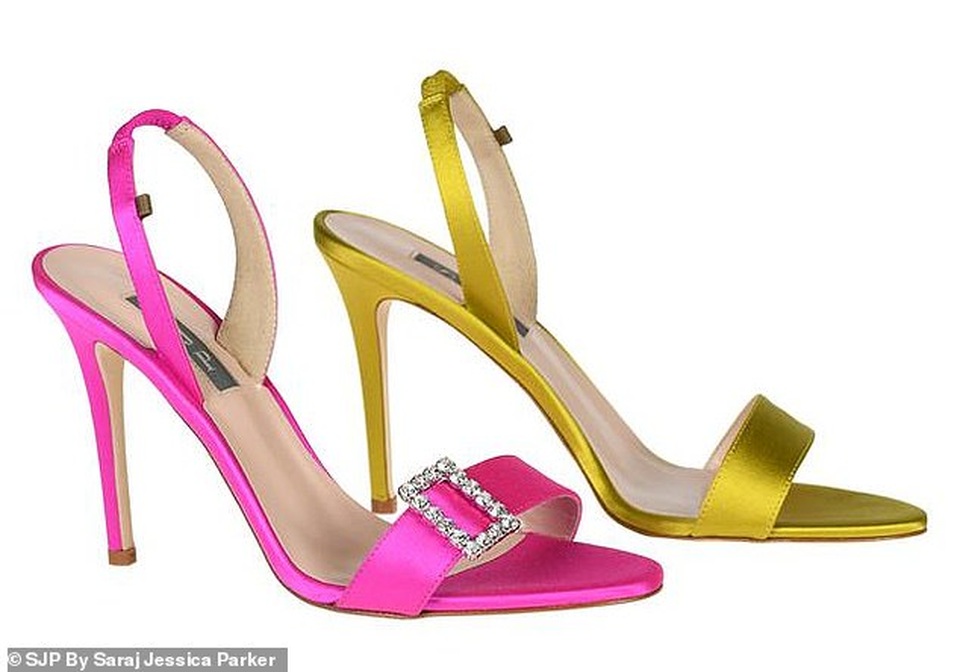 Sao rộ mốt đi hai chiếc dép khác nhau - 2