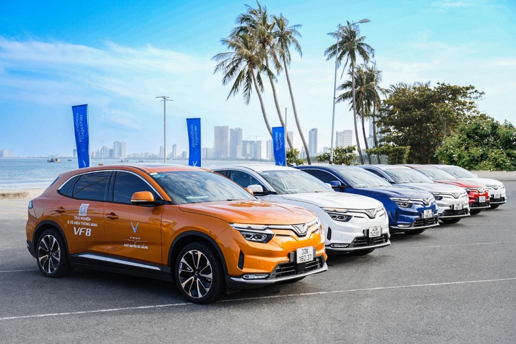 Dàn xe điện hút mọi ánh nhìn tại cuộc thi VinFast IRONMAN 70.3 Việt Nam 2023 - 2