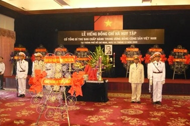 Lễ truy điệu cố Tổng Bí thư Hà Huy Tập tại TPHCM