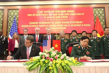 Việt Nam - Hoa Kỳ ký Tuyên bố Tầm nhìn chung về quan hệ quốc phòng