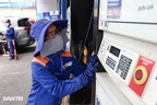 Doanh nghiệp xăng dầu đua nhau giảm giá: Tín hiệu vui cho người dùng