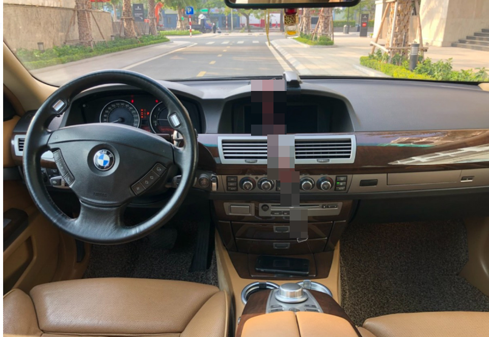 Xe Đức tiền tỉ, sau chục năm rớt giá thảm - 4 Xe Đức tiền tỉ, sau chục năm rớt giá thảm - 4
