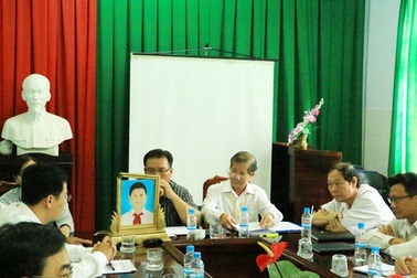 Vụ bác sĩ bị “tố” tắc trách, bé trai 13 tuổi tử vong: Chờ “phán quyết” từ Bộ Y tế!