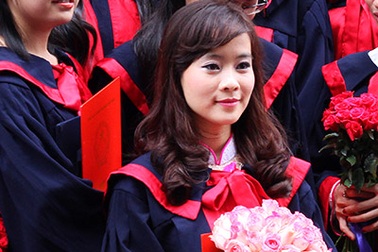 Rộn ràng mùa sinh viên chụp ảnh kỷ yếu