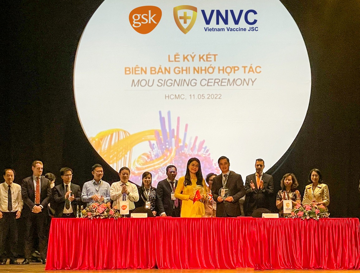 GSK và VNVC hợp tác chiến lược cung ứng vaccine tại Việt Nam - 1 GSK và VNVC hợp tác chiến lược cung ứng vaccine tại Việt Nam - 1
