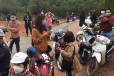 Khắp nơi nhốn nháo vì sốt đất, chuyên gia lên tiếng giải mã