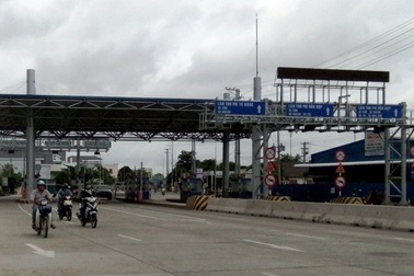 Bộ Giao thông nói gì về việc “đi 250m phải nộp phí toàn tuyến”?