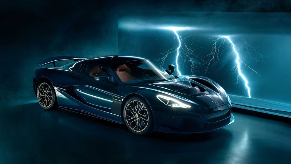 Siêu xe chạy điện Rimac Nevera gây choáng không chỉ bởi giá bán 2 triệu EUR - 1 Siêu xe chạy điện Rimac Nevera gây choáng không chỉ bởi giá bán 2 triệu EUR - 1