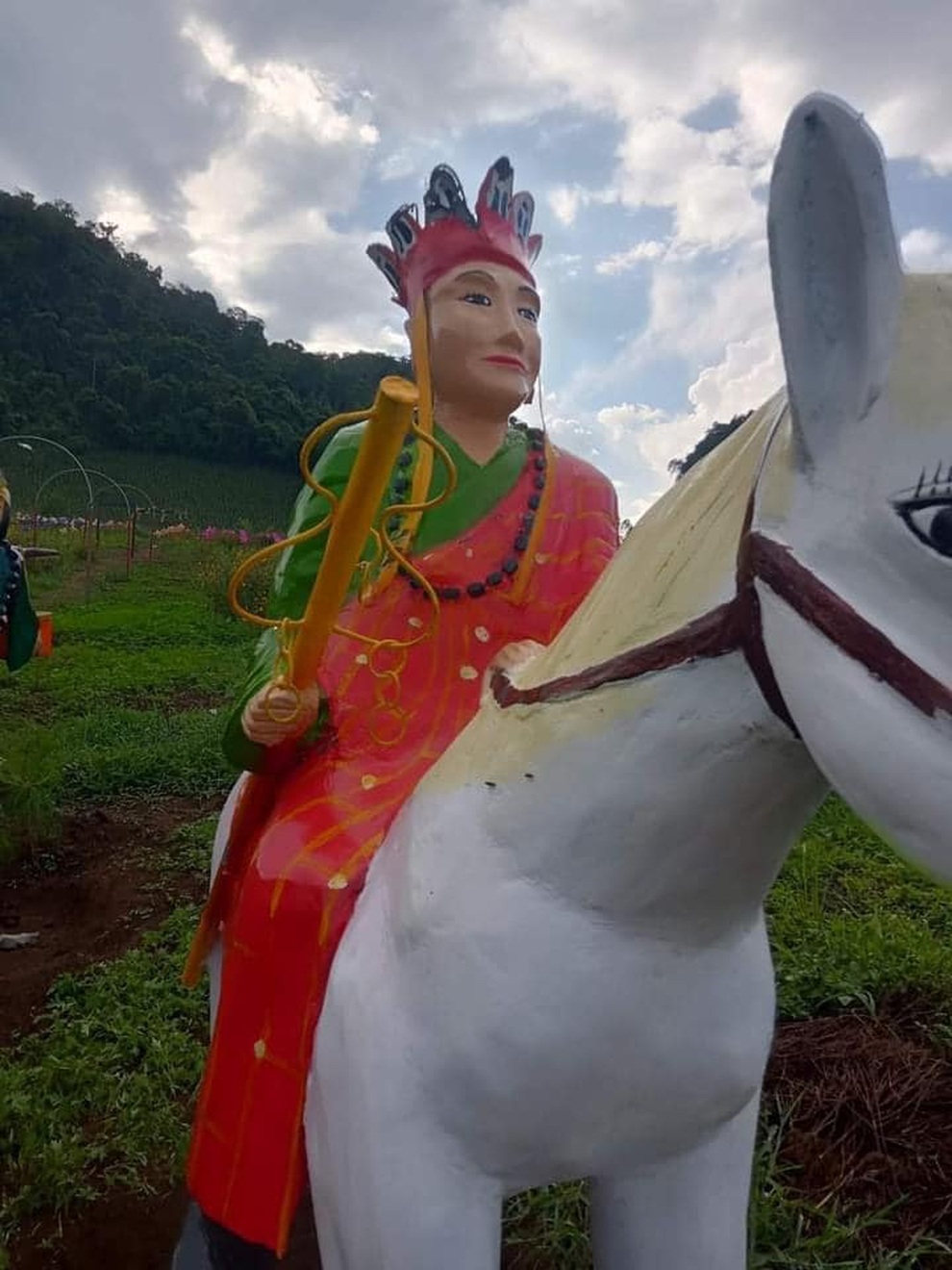 Sự thật về tượng thầy trò Đường Tăng phiên bản lỗi gây tranh cãi ở Sơn La - 4 Sự thật về tượng thầy trò Đường Tăng phiên bản lỗi gây tranh cãi ở Sơn La - 4